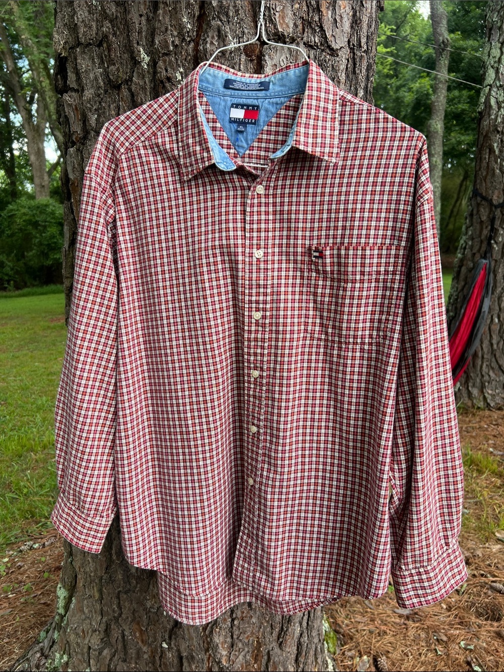 Tommy Hilfiger Men's Red White Navy Gold Plaid Button-Down Shirt